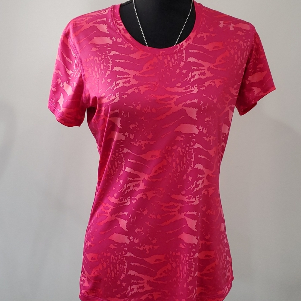 Under Armour fitted medium heat gear T